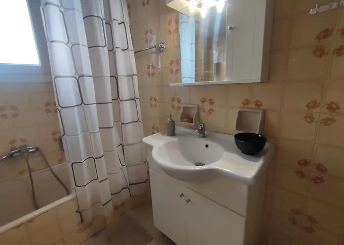Appartement 2 Br110 Sqm Full Clima